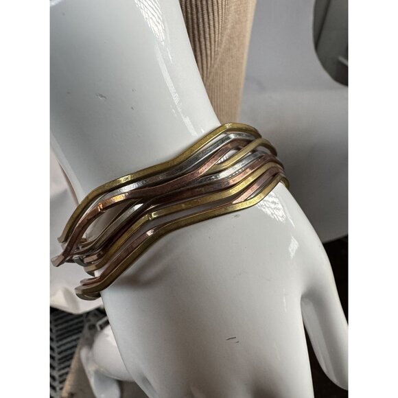 Set Of 9 Wavy Mixed Metal Bangles In Gold Copper & Silver Finish - Picture 9 of 16